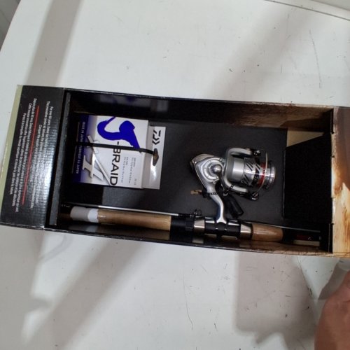 7PC DAIWA FISHING ROD WITH REEL AND TACKLE BOX - 6.5FT - BROWN (MODEL: 1895517) image 4