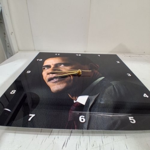 BARACK OBAMA PORTRAIT WALL CLOCK - 15" X 15" (MODEL: DPP_3865_3) image 2