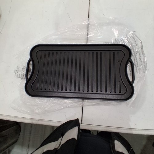 AMAZON BASICS PRE-SEASONED CAST IRON REVERSIBLE GRILL/GRIDDLE image 2