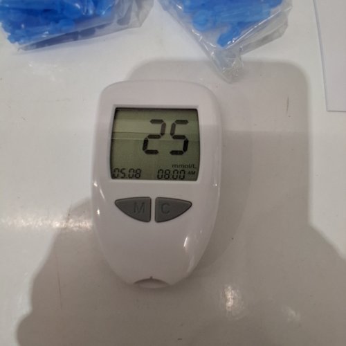 BLOOD GLUCOSE MONITOR KIT - METER, RECORD SHEET, BLOOD COLLECTION PEN - (MODEL: MT-BGM02) image 2
