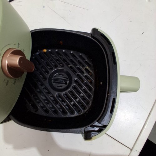 COMFEE 12-IN-1 MINI AIR FRYER - 2.1QT - SAGE GREEN (MODEL: CAF201B0BPG) image 4