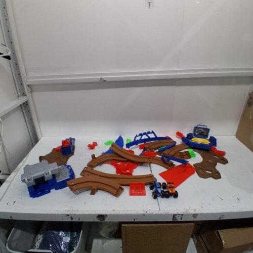 MONSTER JAM SUPERCHARGE SPEEDWAY PLAYSET WITH DIE CAST TRUCKS - 1:64 SCALE - MULTI-COLOUR (MODEL: 6072586) image 2