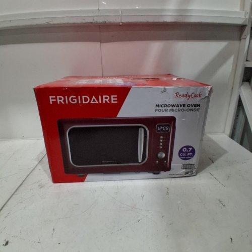FRIGIDAIRE RETRO MICROWAVE OVEN - 0.7CU.FT - 700W - RED/SILVER (MODEL: EMW788-MERLOTSLV) image 6