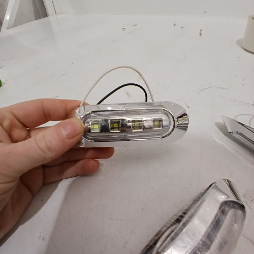 4PK LED BOAT INTERIOR LIGHTS - 12 V - CHROME HOUSING image 4