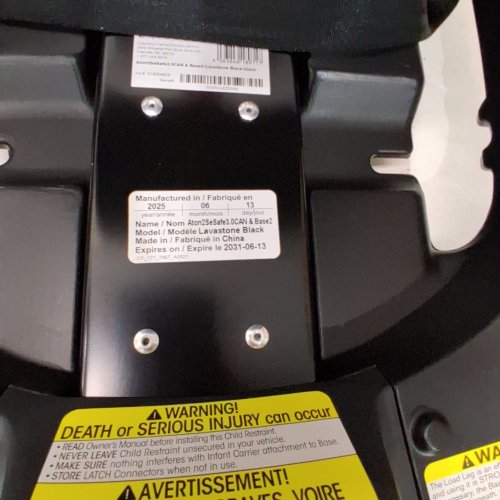 CYBEX GOLD ATON 2 REAR FACING INFANT CAR SEAT WITH SENSORSAFE BUCKLE - 35LB MAX - LAVASTONE BLACK (MODEL: ATON 2) image 4