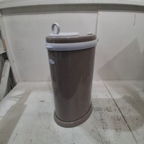 UBBI STEEL DIAPER PAIL WITH SAFETY LOCK - 13GAL - TAUPE - (MODEL: 10037) image 2