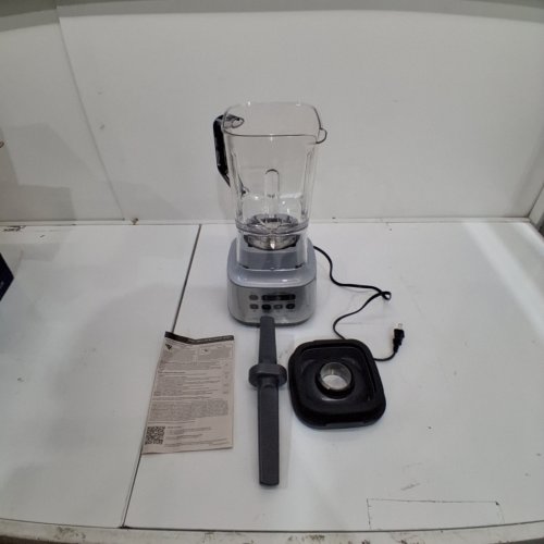 OSTER XL PROFESSIONAL BLENDER WITH PERFORMACE MOTOR AND TOUCH ACTIVIATED CONTROLS - 72OZ- 1000W - SILVER AND BLACK- (MODEL :2186673) image 3