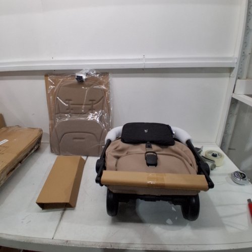 SILVER CROSS SILVER CROSS NIA COMPACT TRAVEL STROLLER - 55LBS MAX - CHAMPAGNE image 3