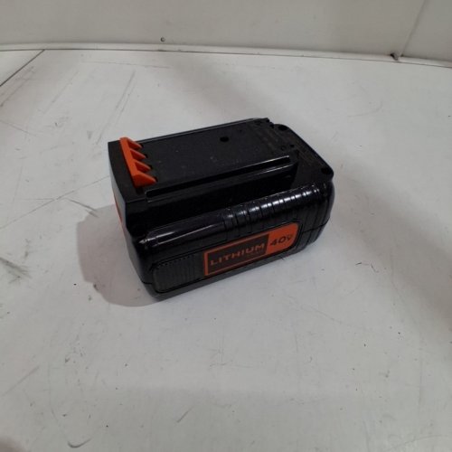 BLACK+DECKER 40V 1.5 AH MAX LITHIUM ION BATTERY & CHARGER (MODEL: LBX1540) image 3