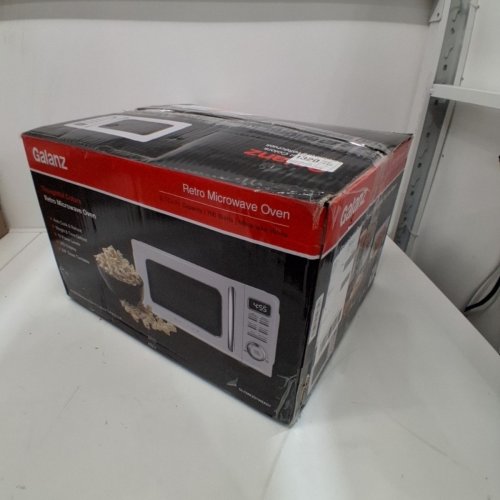 GALANZ RETRO STYLE COUNTERTOP MICROWAVE OVEN - 0.7CU.FT. - WHITE (MODEL: GLCMKZ07WER07) image 6