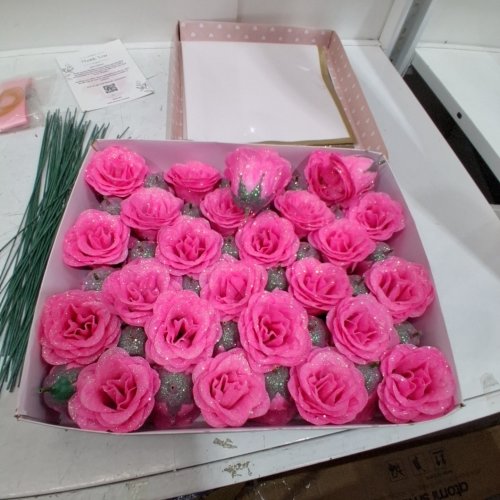 99PC FAUX GLITTER ROSE BOUQUET - 50 ROSES - PINK/GREEN image 5