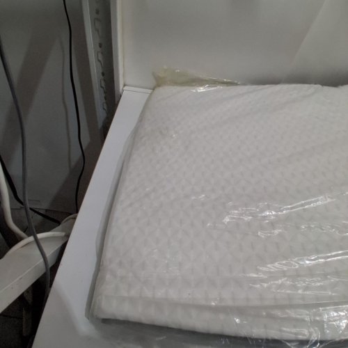 VEKKIA EXTRA-LONG WEDGE PILLOW WOTH WASHABLE COVER - 34" X 24" X 5.5" - WHITE/GREY image 3