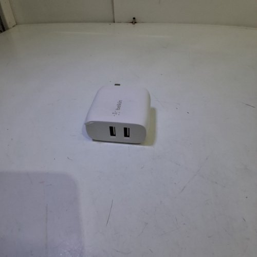 BELKIN BOOSTCHARGE USB-C WALL CHARGER WITH DUAL PORTS - FAST CHARGE SUPPORT - 24W - WHITE (MODEL: WCB002DQ V2) image 4