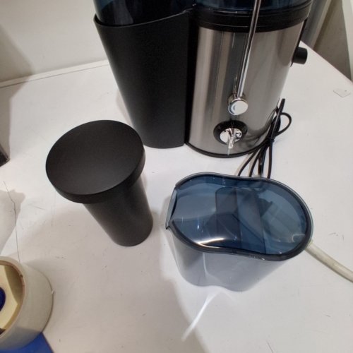 ELECTRIC JUICER MACHINE FOR FRUIT AND VEGETABLES - BLACK (MODEL: JH-3028) image 4