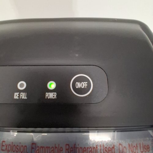 EUHOMY COUNTERTOP ICE MAKER WITH HANDLE - BLACK (MODEL: IM-06D) image 2