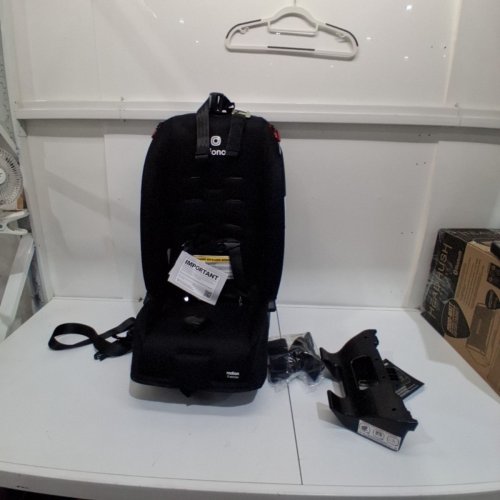 DIONO RADIAN 3R 3-IN-1 CONVERTIBLE REAR/FORWARD FACING CAR SEAT FOR UPTO 10 YEARS - 120LBS CAP - JET BLACK (MODEL: 50620-NA-01) image 3
