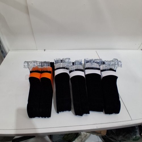 80PK AMAZON BASICS VELVET HANGERS - BLACK image 3