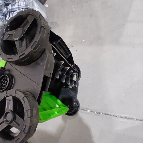 GREENWORKS 13 AMP CORDED DETHATCHER - 14" - (MODEL: DHA103) image 3