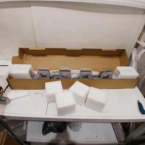 TIPACE 6-LIGHT BATHROOM VANITY LIGHT - 47.2" - MATTE BLACK (MODEL: L-9818-6B) image 3
