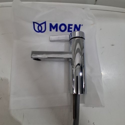 MOEN BERIC ONE-HANDLE SINGLE HOLE BATHROOM FAUCET WITH DRAIN ASSEMBLY- CHROME (MODEL: 84774) image 2