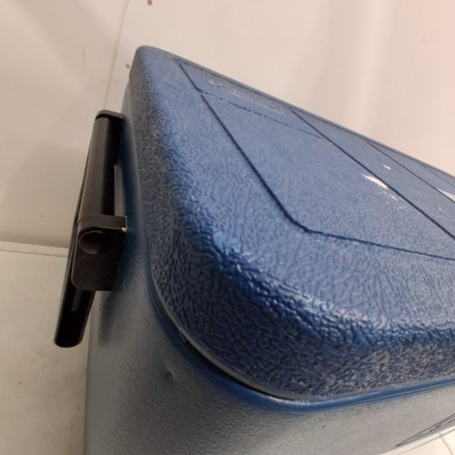 COLEMAN PORTABLE HARD INSULATED COOLER - 45L - BLUE (MODEL: 2226955) image 3