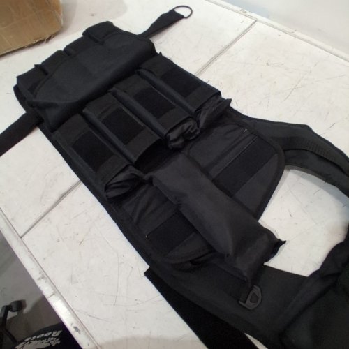 CAP BARBELL ADJUSTABLE WEIGHTED VEST WITH INSERTS - ONE SIZE FITS MOST - 40LBS TOTAL - BLACK (MODEL: HHWV-CB040) image 4
