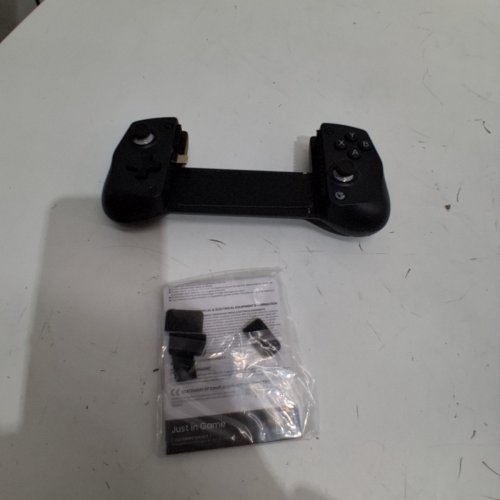 GAMESIR X5S BLUETOOTH MOBILE GAMEPAD CONTROLLER - MULTIPLATFORM FOR ANDROID, IOS, AND NINTENDO SWITCH - FITS DEVICES UP TO 213MM - BLACK image 2
