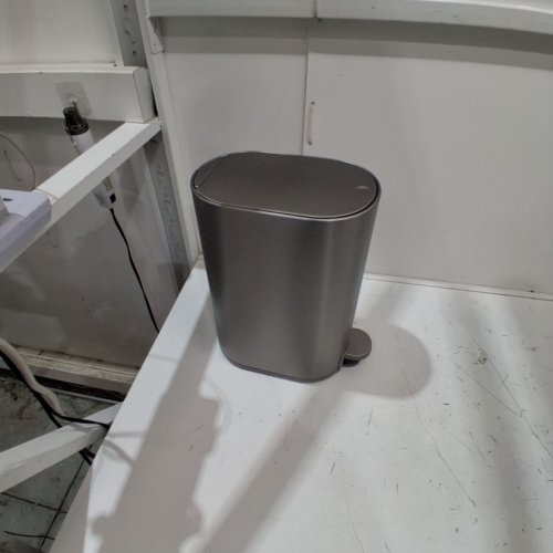 KOHLER STEP TRASH CAN WITH POP-OPEN LID - 2.1 GAL - SILVER (MODEL: 1938012) image 3