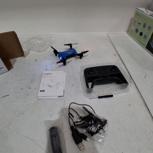 DEERC D20 MINI DRONE FOLDABLE WITH 720P HD FPV CAMERA REMOTE CONTROL WITH TAP FLY, AUTO HOVER, VOICE/GESTURE CONTROL, SPEED ADJUSTMENT, 2 BATTERIES, 3D FLIP - BLUE/BLACK image 4