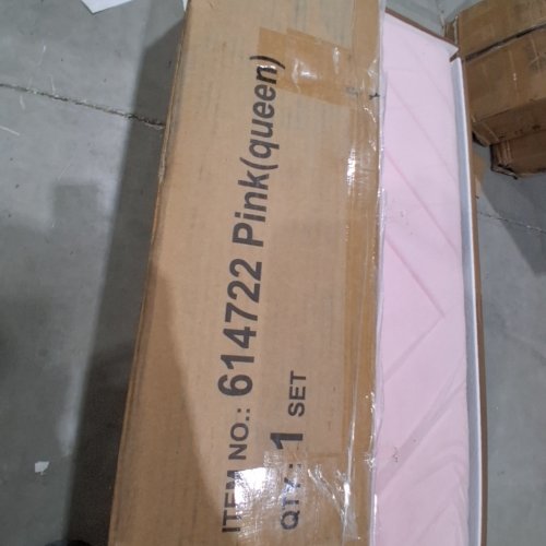 YAHEETECH UPHOLSTERED PLATFORM BED WITH TUFTED HEADBOARD - QUEEN - PINK (MODEL: 614722) image 2