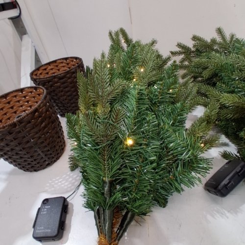 WONDERSHOP PRE LIT POTTED BALSAM FIR LED TREE- 3FT - GREEN/BROWN image 2