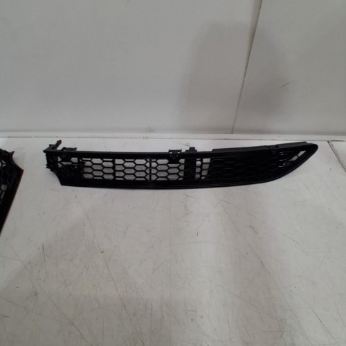 2PC FRONT GRILLE MESH INSERTS (CAMERA VERSION) COMPATIBLE WITH TESLA MODEL 3 (2026) - BLACK image 3