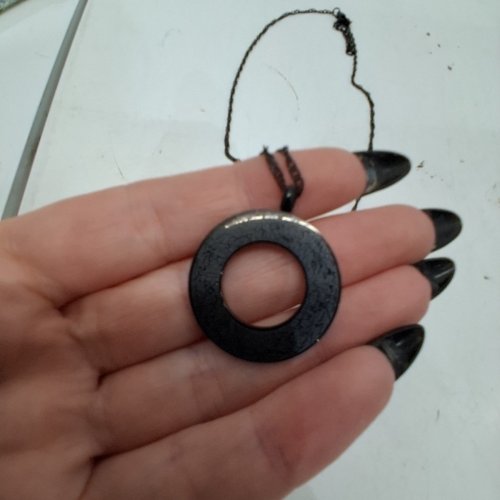 ADULTS CIRCULAR PENDANT NECKLACE -25 MM PENDANT/ 20-22" CHAIN LENGTH - BLACK image 4