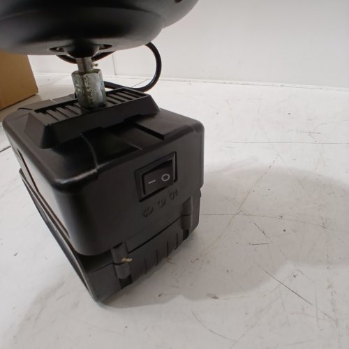 PORTABLE BATTERY POWERED SPACE HEATER - 170W - BLACK/WHITE image 2