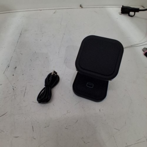 MERKURY 3-IN-1 MAGNETIC MAGSAFE WIRELESS CHARGING STATION - 15W - BLACK (MODEL: MIC-QIS21-101W) image 3