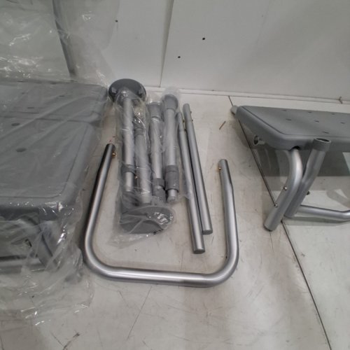 MEDLINE GUARDIAN BATHTUB TRANSFER BENCH WITH BACK SUPPORT & SUCTION FEET - 400LBS CAPACITY - GREY (MODEL: G3-100KBRX1) image 3