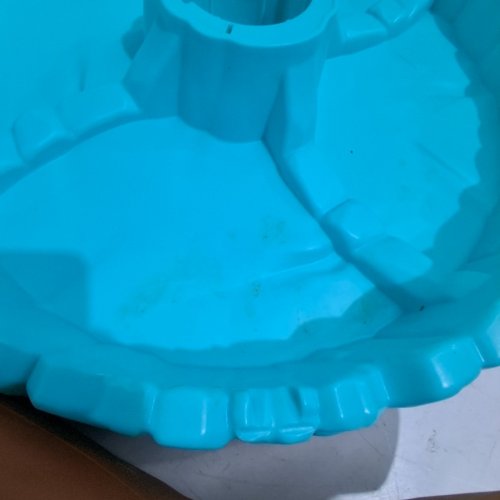 LITTLE TIKES MAGIC FLOWER WATER TABLE WITH BLOOMING FLOWER image 3