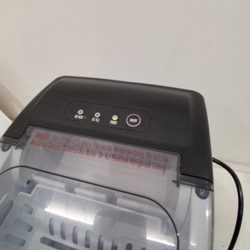 EUHOMY COUNTERTOP ICE MAKER MACHINE WITH HANDLE, BASKET AND SCOOP - MAKES 26LB/DAY - BLACK (MODEL: IM001-BBL-CAEH) image 2