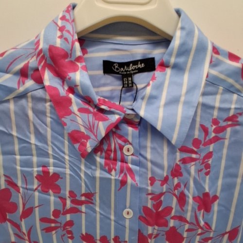 WOMEN'S BARILOCHE STRIPED BUTTON-UP SHIRT - SMALL / MEDIUM - BLUE / FUCHSIA / WHITE (STYLE : AMINA) image 4