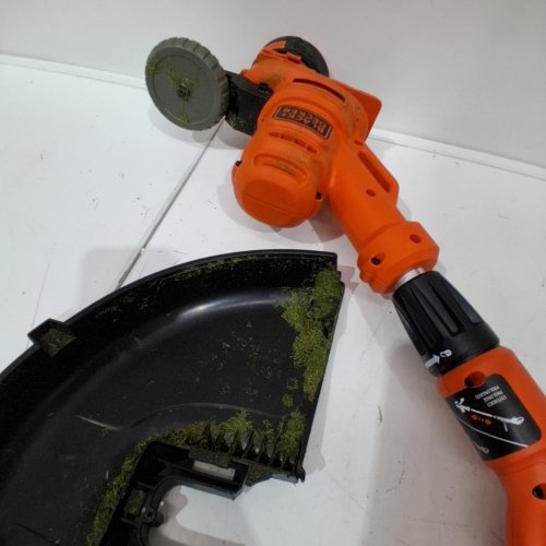 BLACK + DECKER 14" 2-IN-1 CORDED ELECTRIC STRING TRIMMER/EDGER - 6.5AMP - ORANGE/BLACK (MODEL: BESTA510) image 4