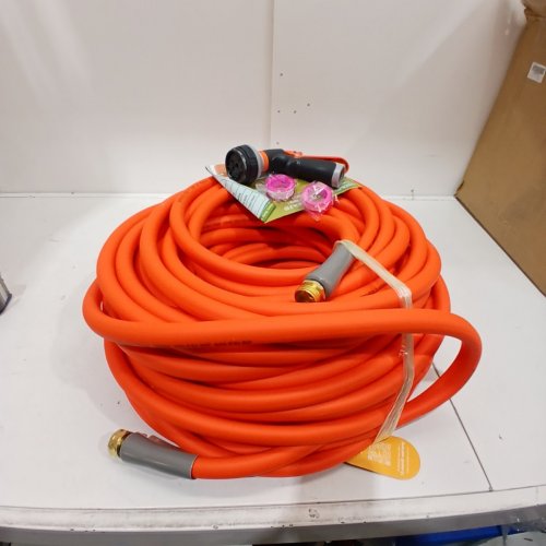 SPECILITE HEAVY DUTY FLEXIBLE LIGHTWEIGHT GARDEN HOSE AND NOZZLE - 50FT X 5/8" - ORANGE image 3