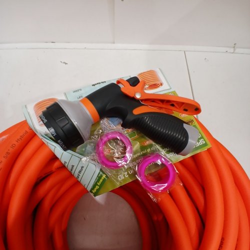 SPECILITE HEAVY DUTY FLEXIBLE LIGHTWEIGHT GARDEN HOSE AND NOZZLE - 50FT X 5/8" - ORANGE image 4