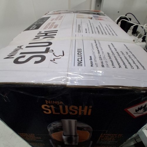 NINJA SLUSHI FROZEN DRINK MAKER WITH RAPIDCHILL TECHNOLOGY - 2.6L CAP - ARCTIC BLUE/GREY (MODEL: FS301C) image 3