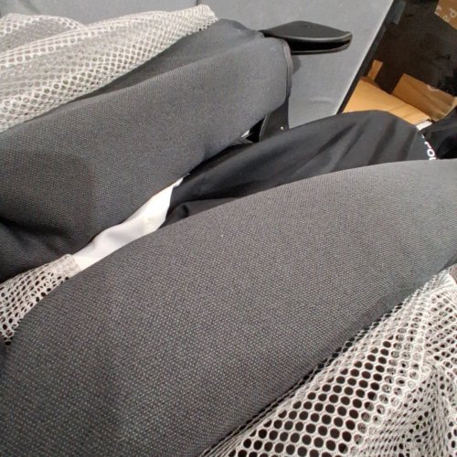 GRACO PACK N' PLAY ON THE GO ZIP PLAYARD - REEVES - BLACK/GREY (MODEL: 2217526) image 3