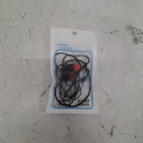ODEMOBILE HANDS-FREE WIRED EARPHONES WITH MICROPHONE - 3.5 MM AUX - 42" - BLACK/RED image 5