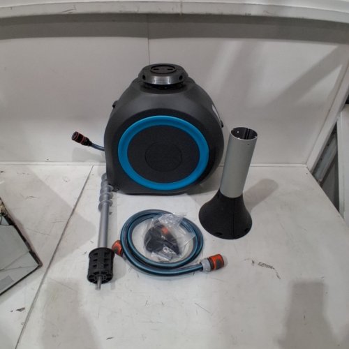 GARDENA AUTO-RETRACTABLE FROST PROOF HOSE REEL ON METAL SPIKE - 66FT - (MODEL:18614-80) image 2