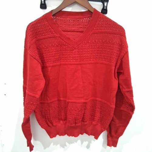 WOMEN'S KNIT V-NECK SWEATER - SMALL - RED image 2
