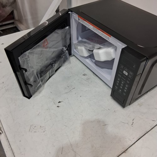 DANBY 700W COUNTERTOP MICROWAVE - 0.7 CU.FT - BLACK (MODEL: DBMW0721BBB) image 7