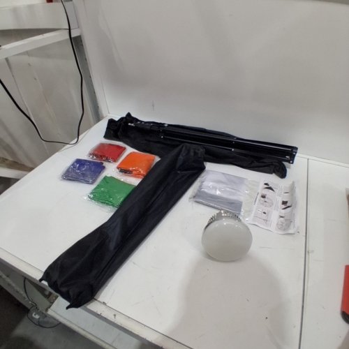 LIGHTING UMBRELLA FIXTURE KIT FOR PHOTOGRAPHY - 79" image 3