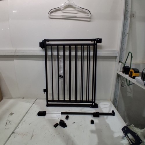 WALK-THRU SAFETY BABY GATE - 26.4"-43" X 29" - BLACK (MODEL: SH21.002G) image 2